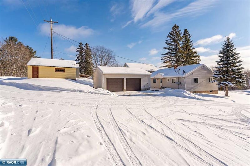 815 3rd St N, Tower, MN 55790