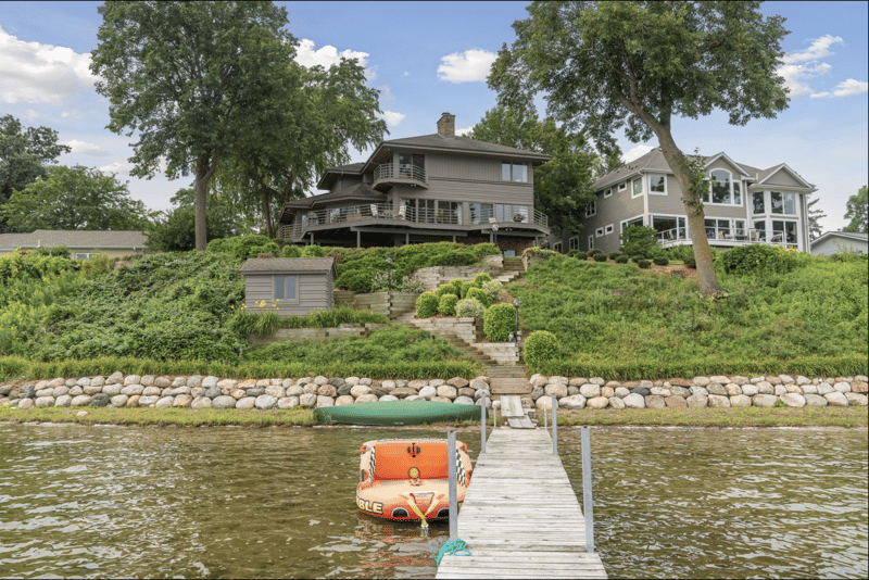 2255 S Shore Blvd, White Bear Lake, MN 55110