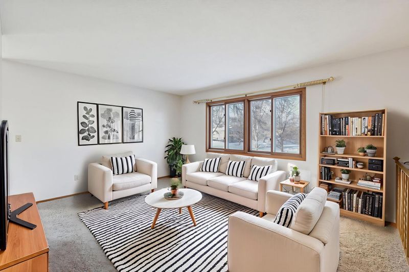 8433 Yates Ave N #6, Brooklyn Park, MN 55443