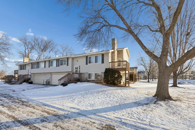 8433 Yates Ave N #6, Brooklyn Park, MN 55443