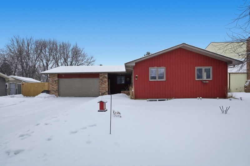3705 4th St S, Moorhead, MN 56560