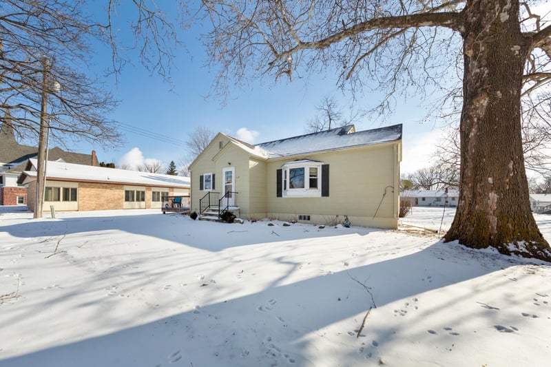 1122 4th Ave, Heron Lake, MN 56137