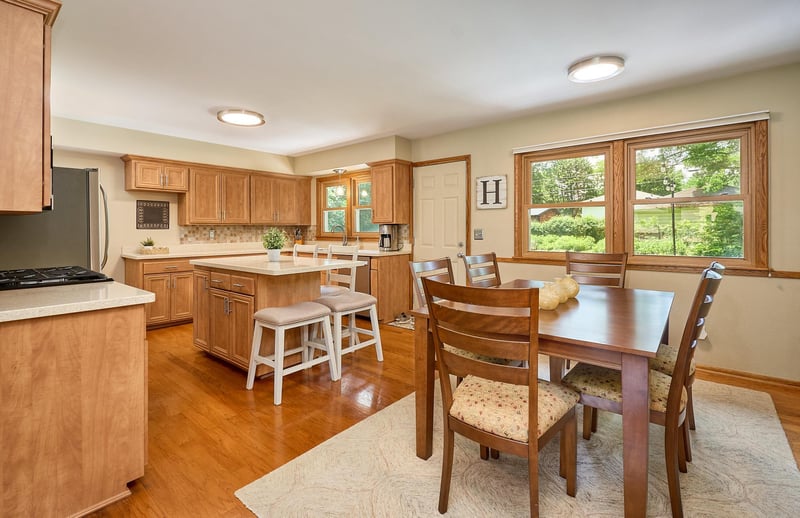 7941 60th Ave N, New Hope, MN 55428