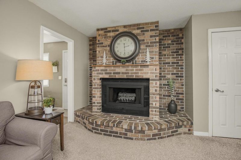 10025 Columbus Ave S, Bloomington, MN 55420