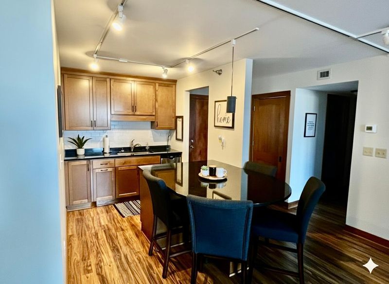 66 9th St E #1913, Saint Paul, MN 55101