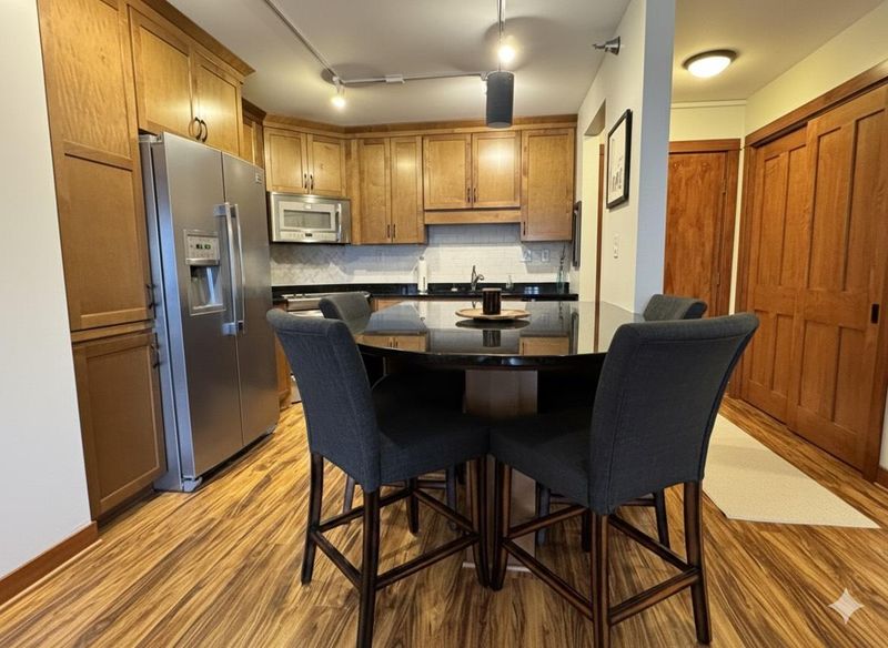 66 9th St E #1913, Saint Paul, MN 55101