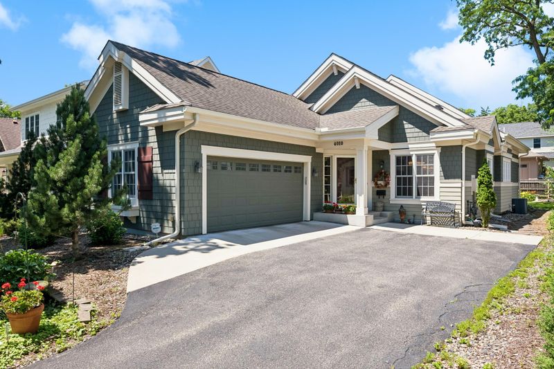 4010 Sunnyside Rd, Edina, MN 55424