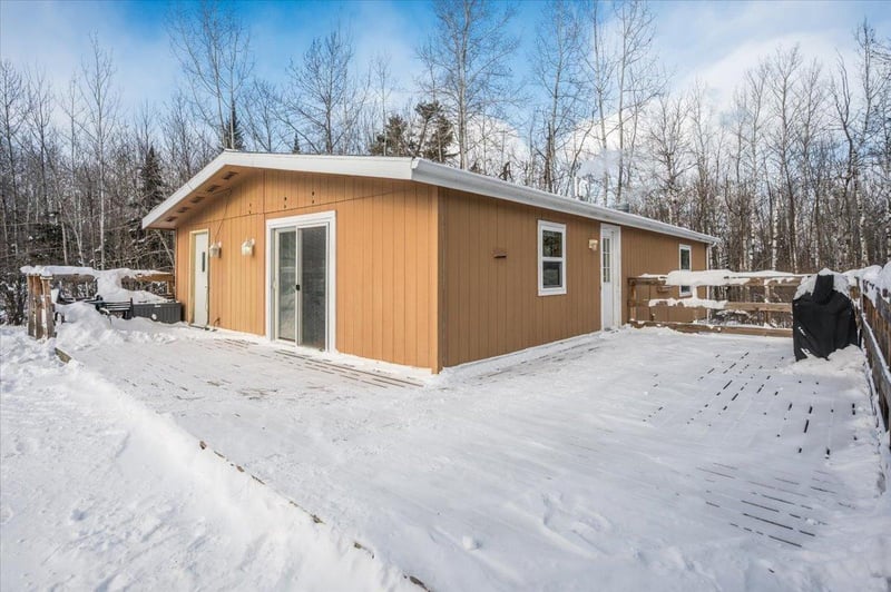 4390 S Kellogg Rd, South Range, WI 54874