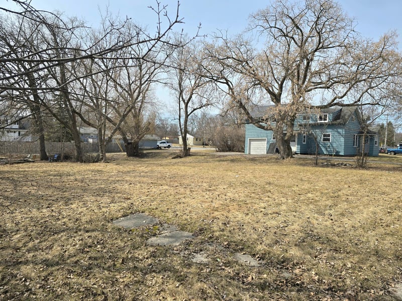 1127 7th St, International Falls, MN 56649