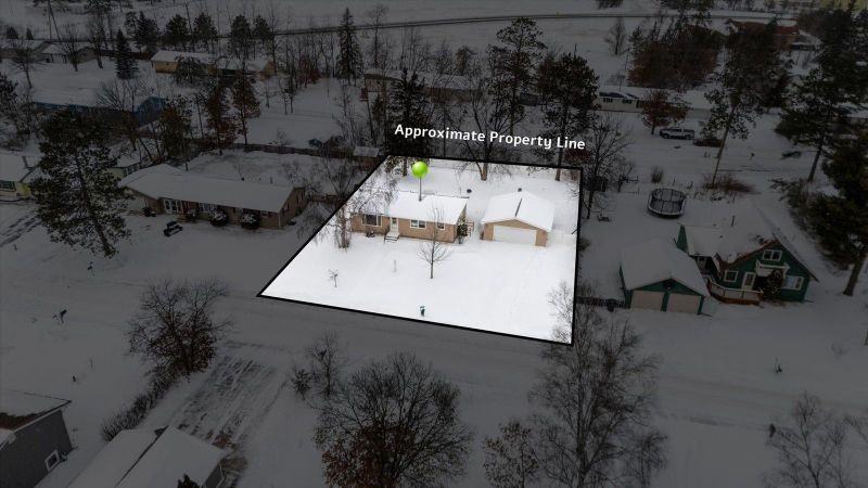 121 Pine Crest Ct NW, Bemidji, MN 56601