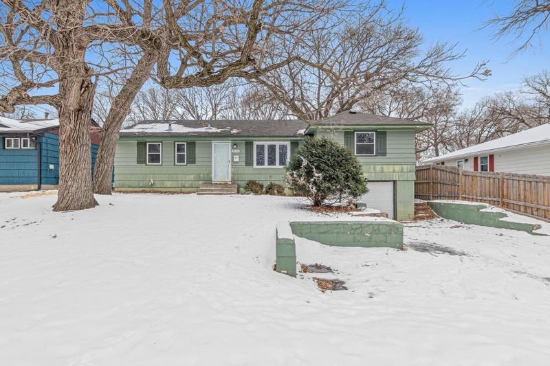 5332 52nd Ave N, Crystal, MN 55429