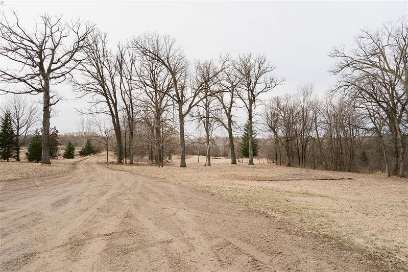 11898 River St, Holdingford, MN 56340