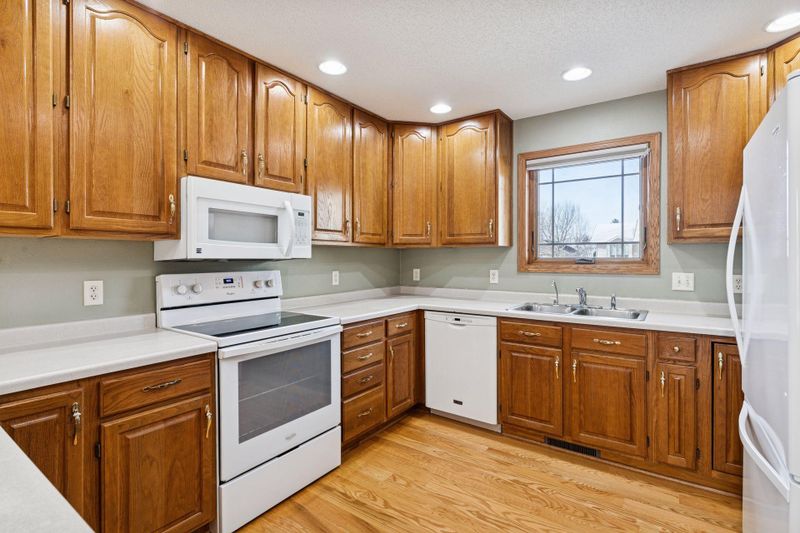 603 W Welco Dr, Montgomery, MN 56069
