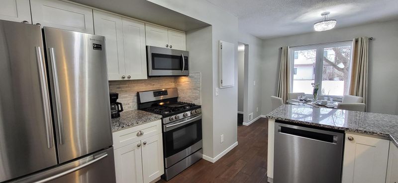 9244 Indian Blvd S, Cottage Grove, MN 55016