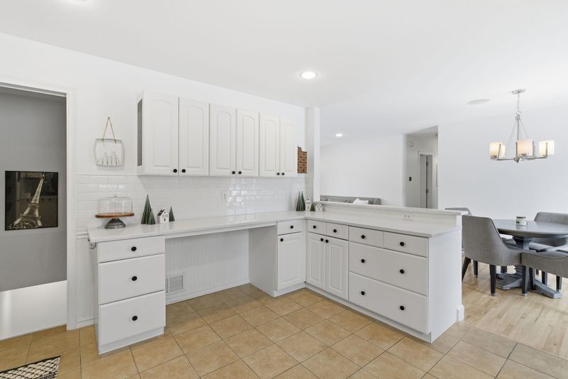 3918 Turquoise Point, Eagan, MN 55122