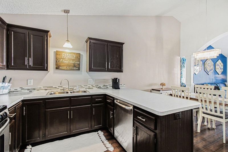 2866 Mounds View Blvd, Mounds View, MN 55112