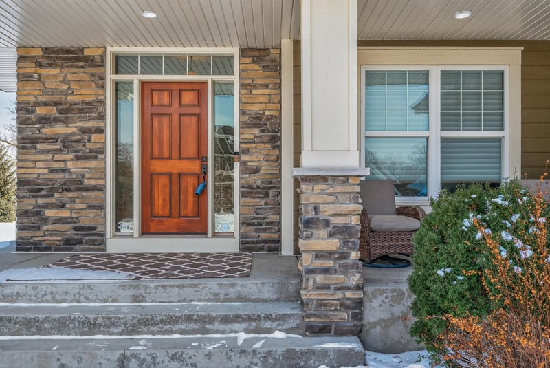 4292 Parkview Ln, Anoka, MN 55303