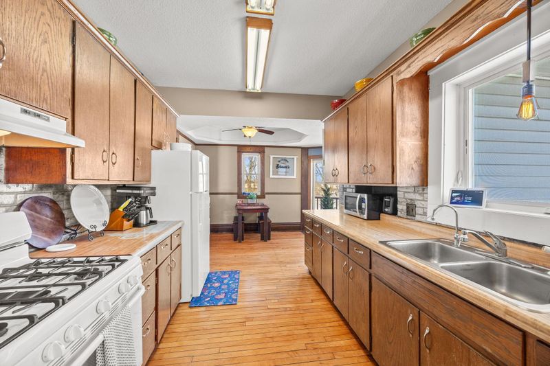 17364 Kale Ave, Glencoe, MN 55336