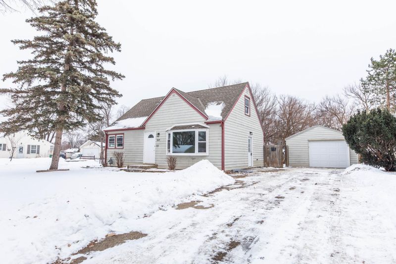 6829 Elliot Ave S, Richfield, MN 55423