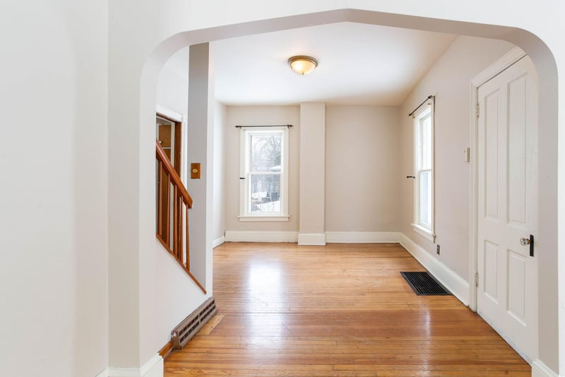 110 N Pearl St, River Falls, WI 54022