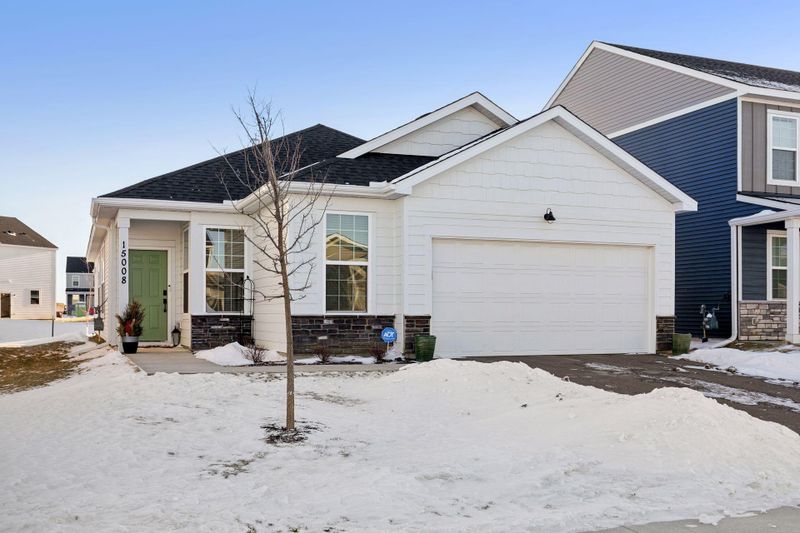 15008 Athgoe Dr, Rosemount, MN 55068