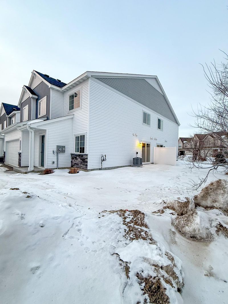 12658 Pond View Rd, Zimmerman, MN 55398