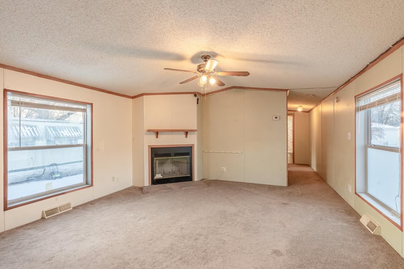 2244 Buckingham Ln, Mounds View, MN 55112