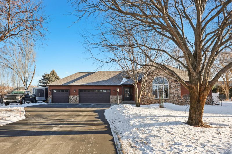 1820 Case Ln, Saint Cloud, MN 56303