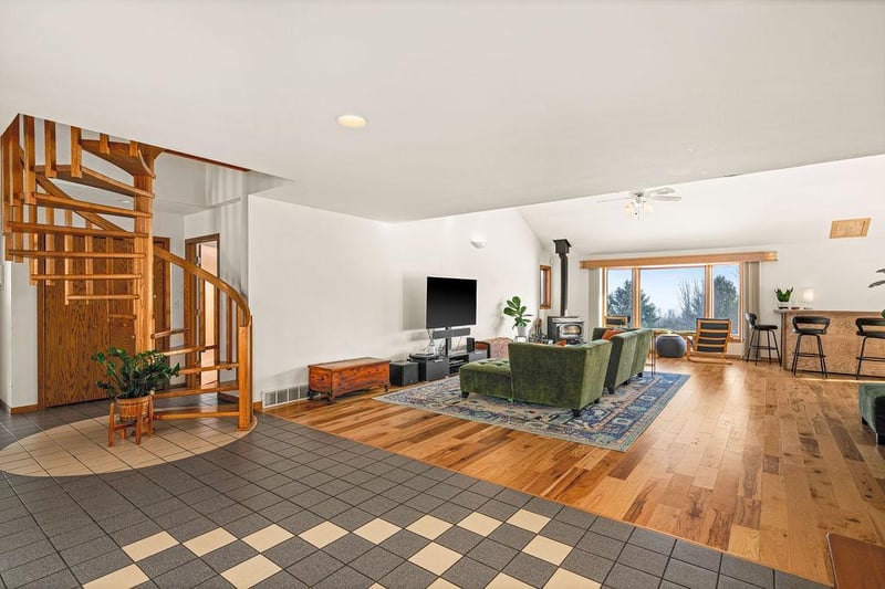 86360 Meyers Olson Rd, Bayfield, WI 54814