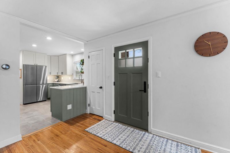 2616 Lynn Ave, Saint Louis Park, MN 55416
