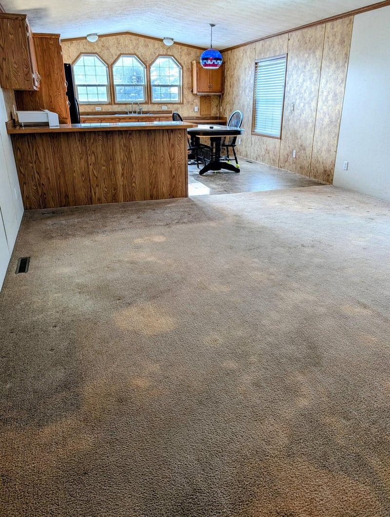 9322 76th St NW, Morristown, MN 55052