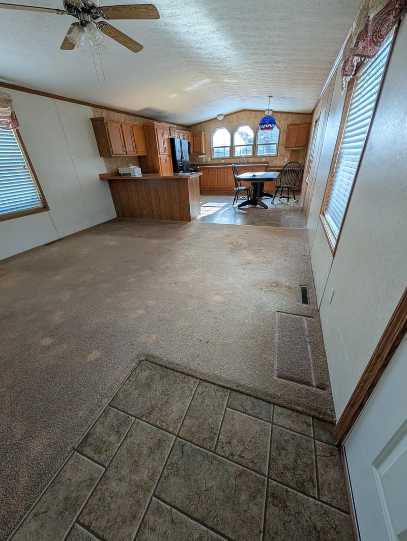 9322 76th St NW, Morristown, MN 55052