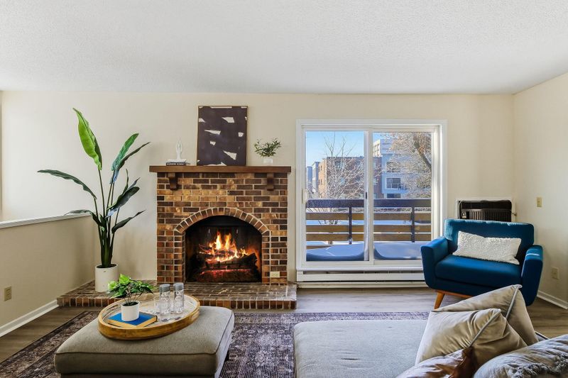 330 Ford Rd #4, Saint Louis Park, MN 55426