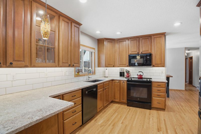 10001 Morris Rd, Bloomington, MN 55437