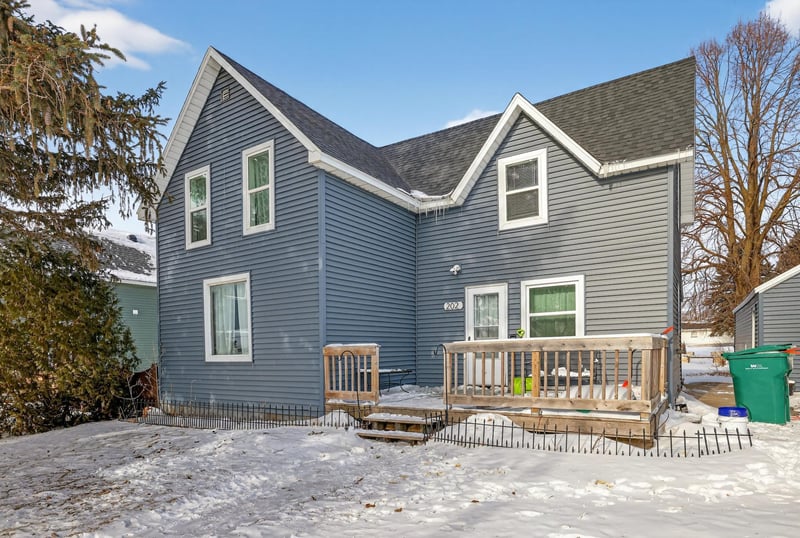 202 W Main St, Adams, MN 55909