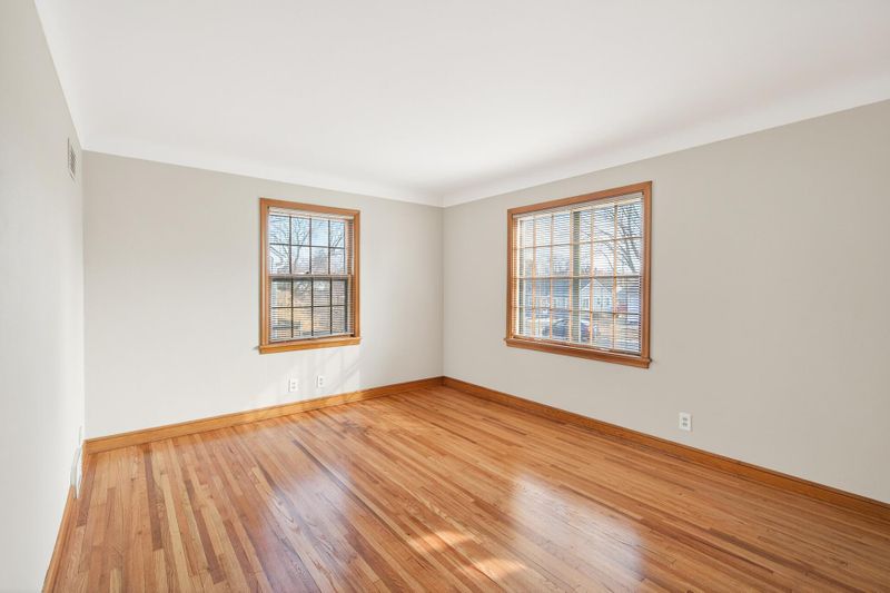 2183 Fremont Ave E, Saint Paul, MN 55119
