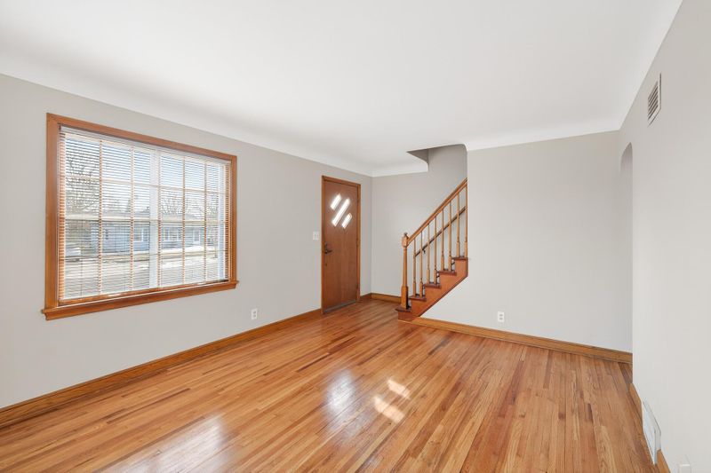 2183 Fremont Ave E, Saint Paul, MN 55119