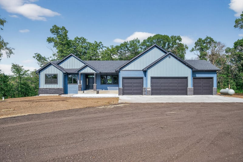 29441 136th St, Princeton, MN 55371