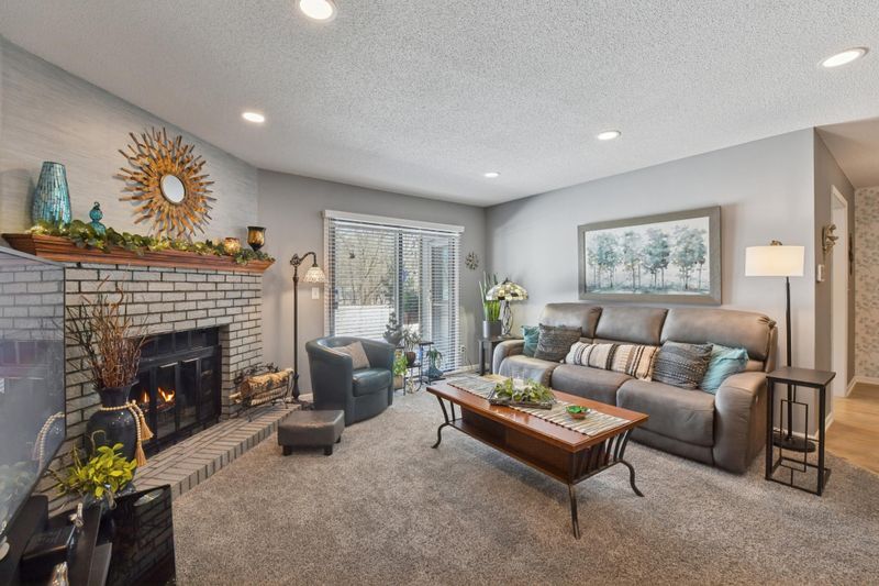 5101 Balmoral Ln, Bloomington, MN 55437