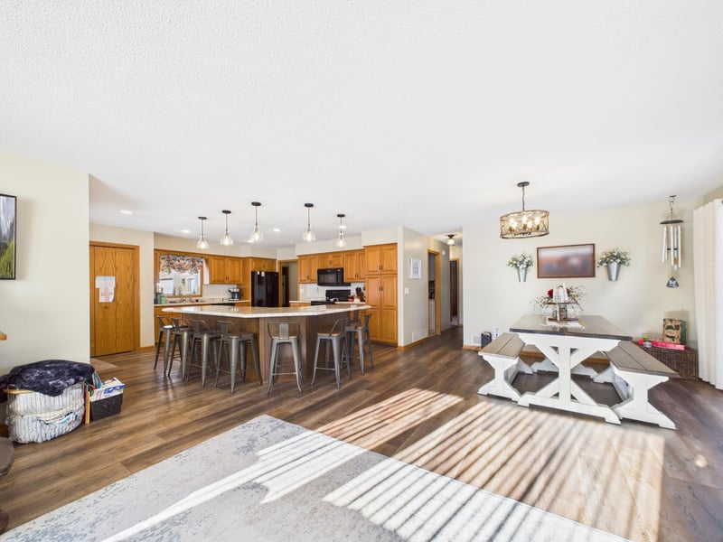 510 E 8th St, Starbuck, MN 56381