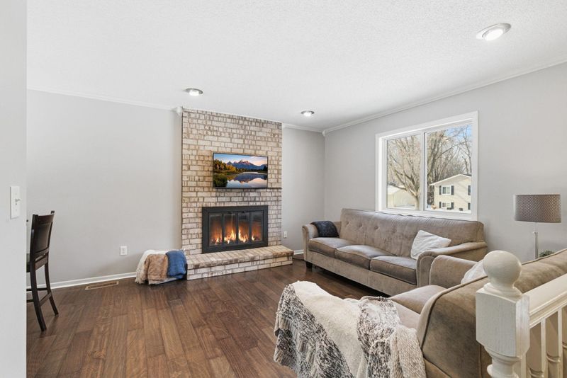 7440 Drew Ave N, Brooklyn Park, MN 55443