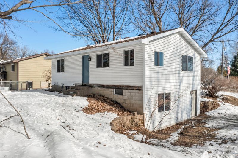 30140 Neal Ave, Lindstrom, MN 55045