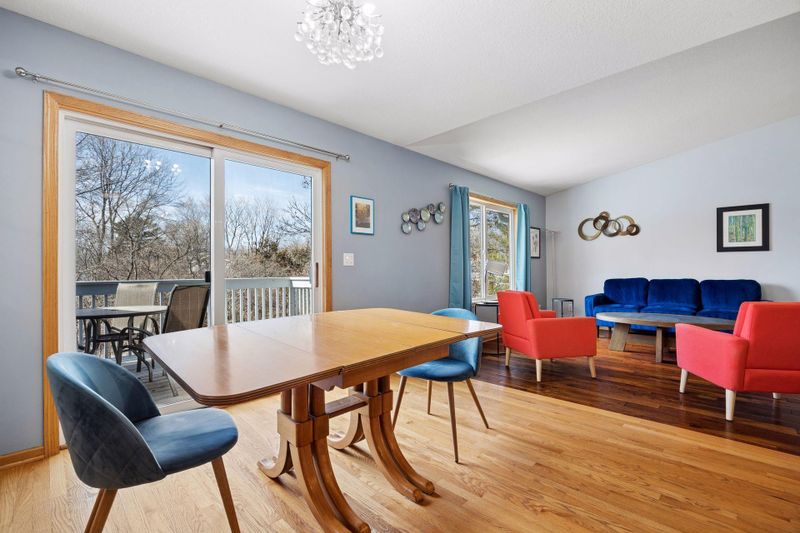 9665 Brighton Ln, Eden Prairie, MN 55347