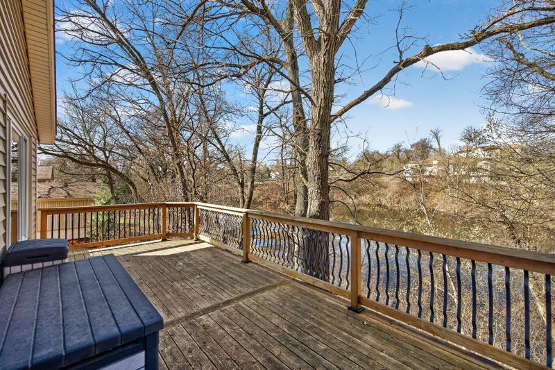 4149 Strawberry Ln, Eagan, MN 55123
