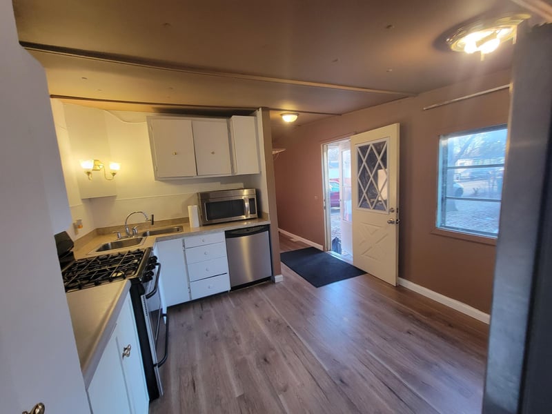 555 Highway 10 S #12, Saint Cloud, MN 56304