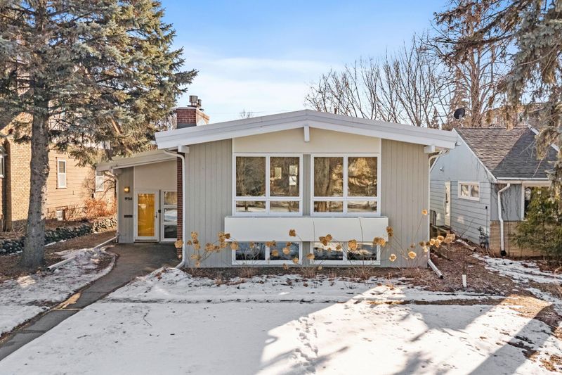 1954 Summit Ave, Saint Paul, MN 55105