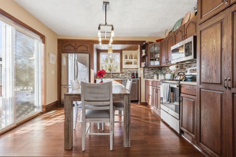 2455 Woodale Dr, Mounds View, MN 55112