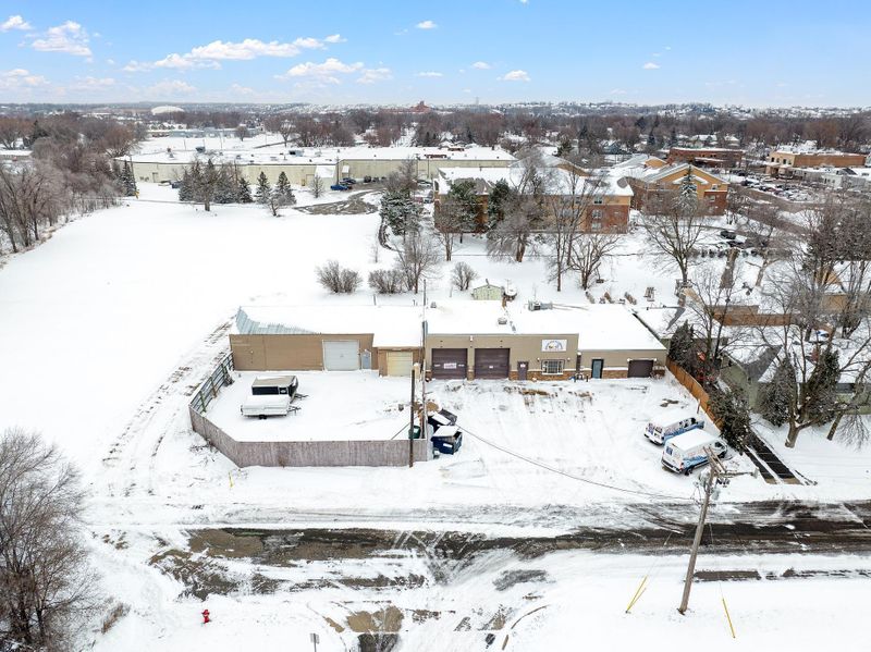 8815 209th St W, Lakeville, MN 55044