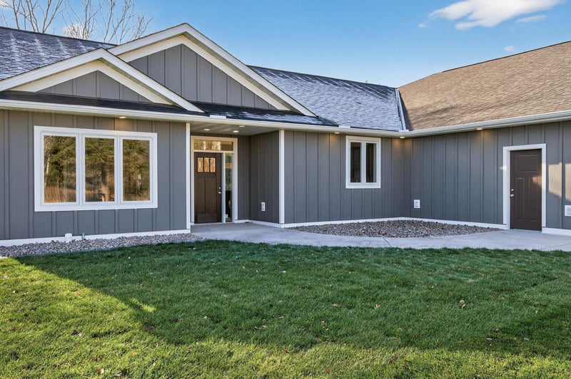 18986 Jackson St NE, East Bethel, MN 55011