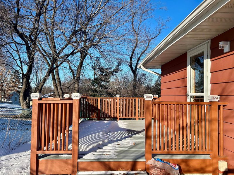 7008 Hill Pl N, Crystal, MN 55427
